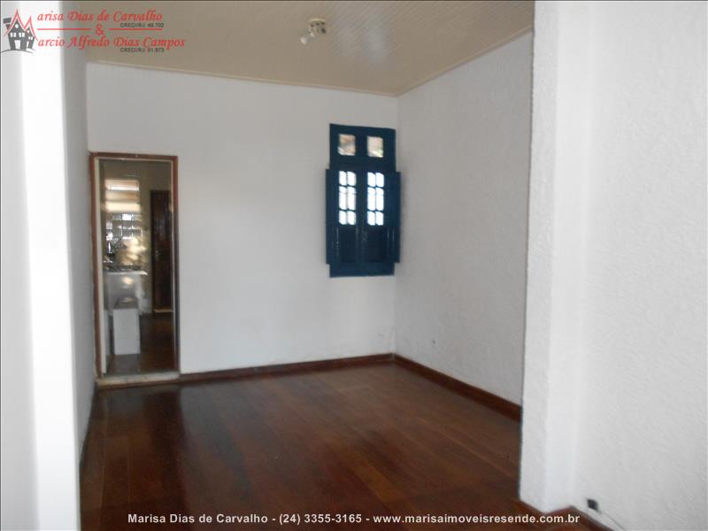 Casa a Venda no Centro em Resende
