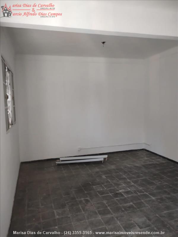 Casa comercial para Alugar no Centro em Resende
