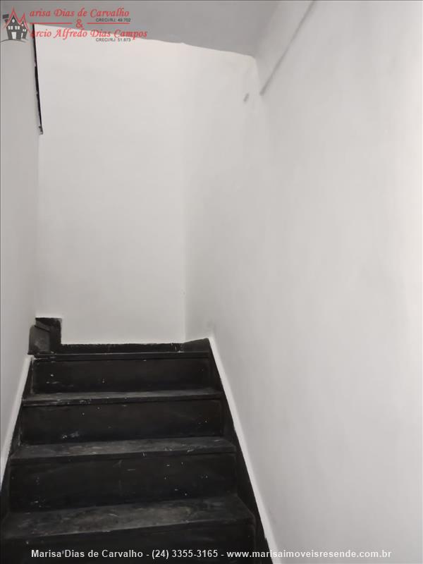 Casa comercial para Alugar no Centro em Resende