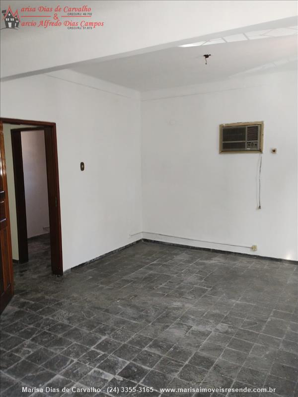 Casa comercial para Alugar no Centro em Resende