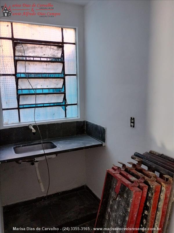 Casa comercial para Alugar no Centro em Resende