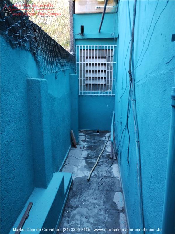 Casa comercial para Alugar no Centro em Resende