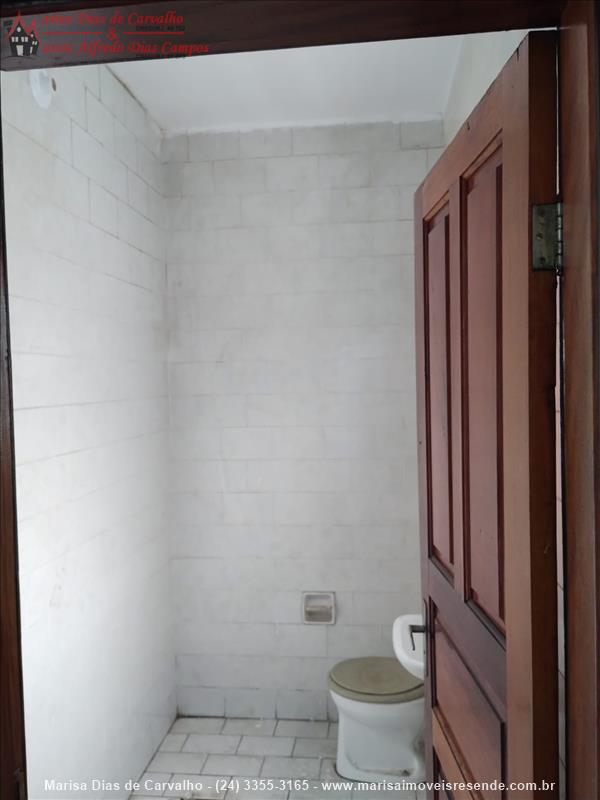 Casa comercial para Alugar no Centro em Resende