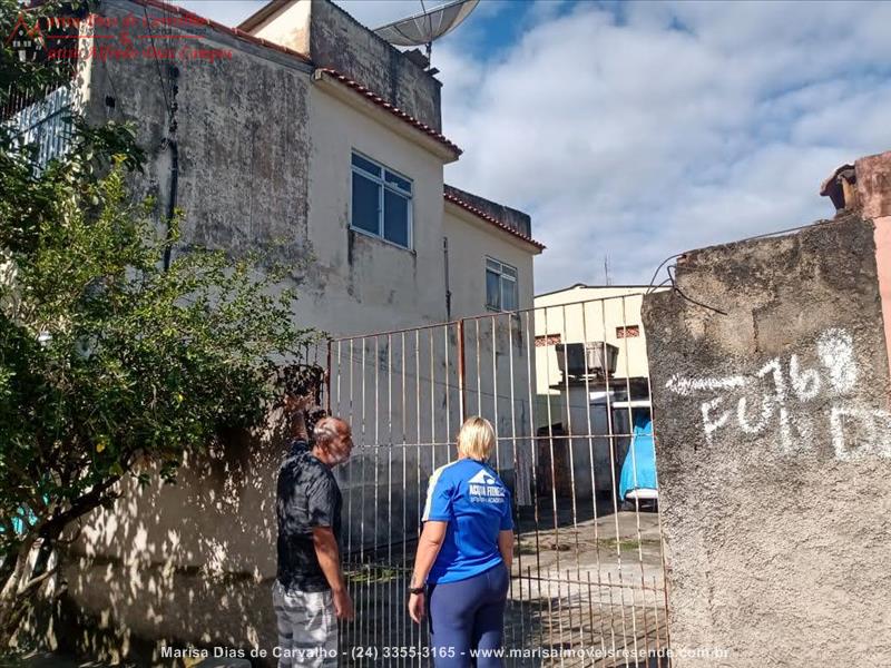 Casa a Venda no Paraíso em Resende