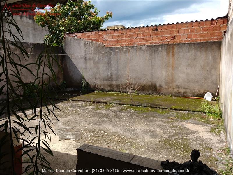 Casa a Venda no Cidade Alegria em Resende