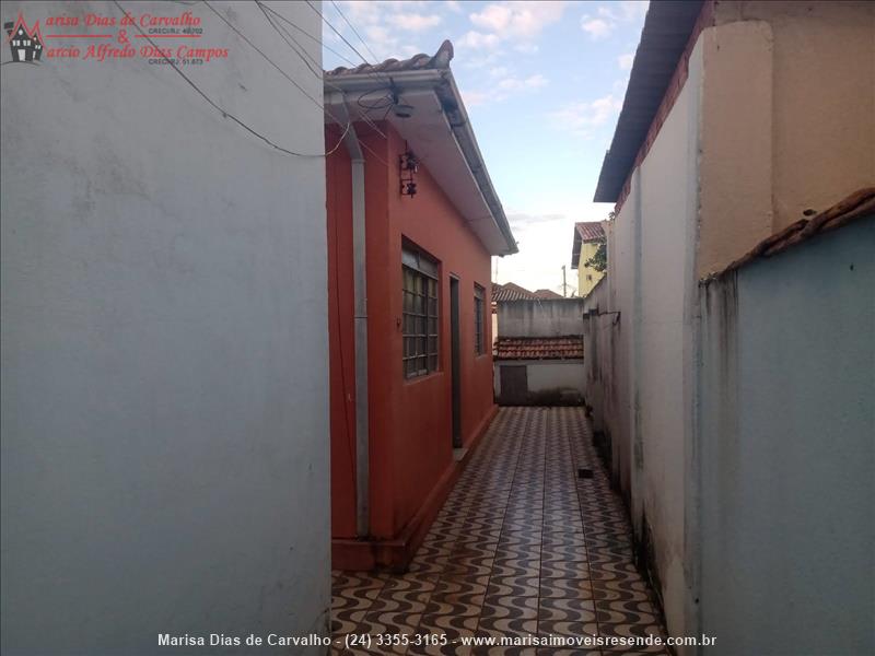 Casa a Venda no Centro em Resende