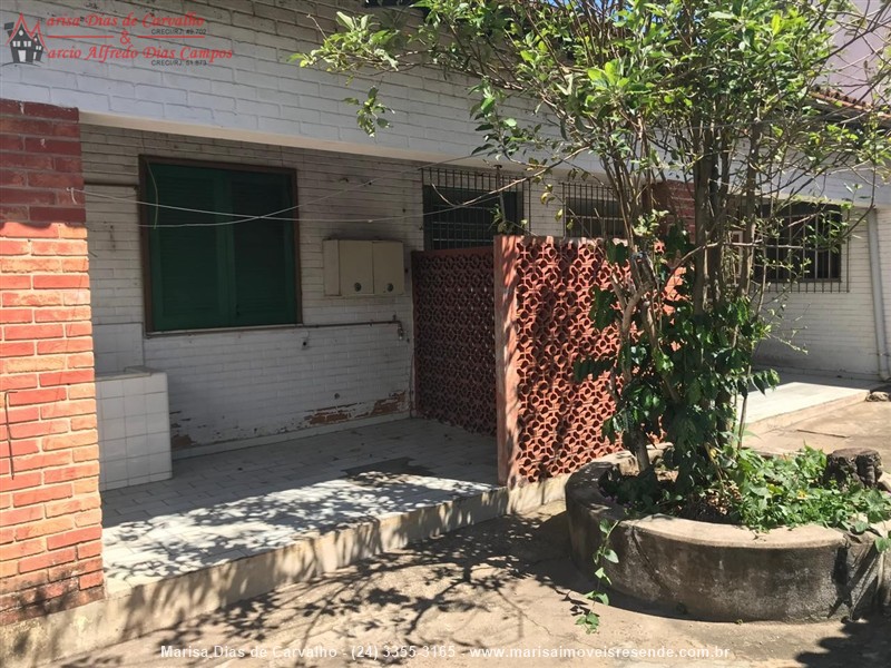 Casa a Venda no Centro em Resende