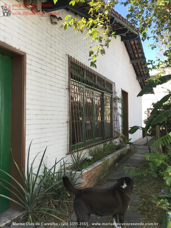 Casa para Venda ou Alugar no Centro em Resende