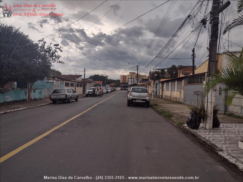 Casa a Venda no Vila Julieta em Resende