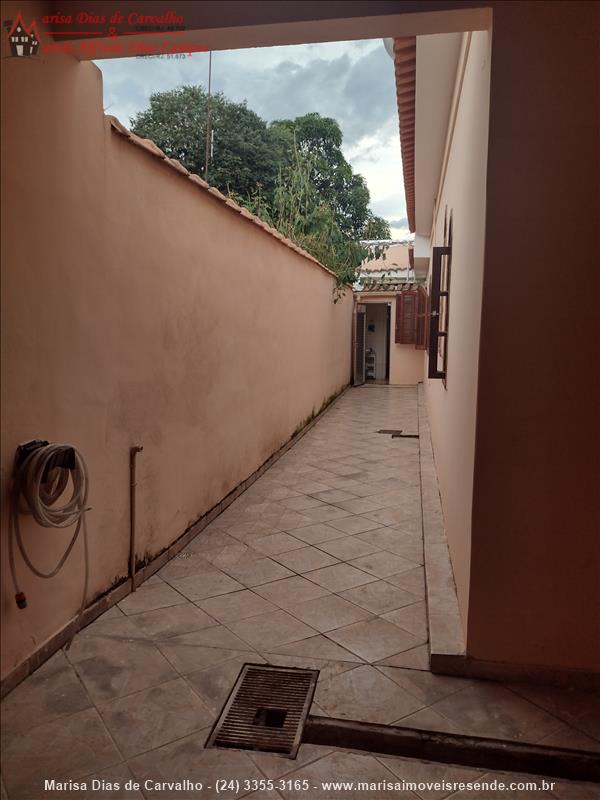 Casa a Venda no Vila Julieta em Resende