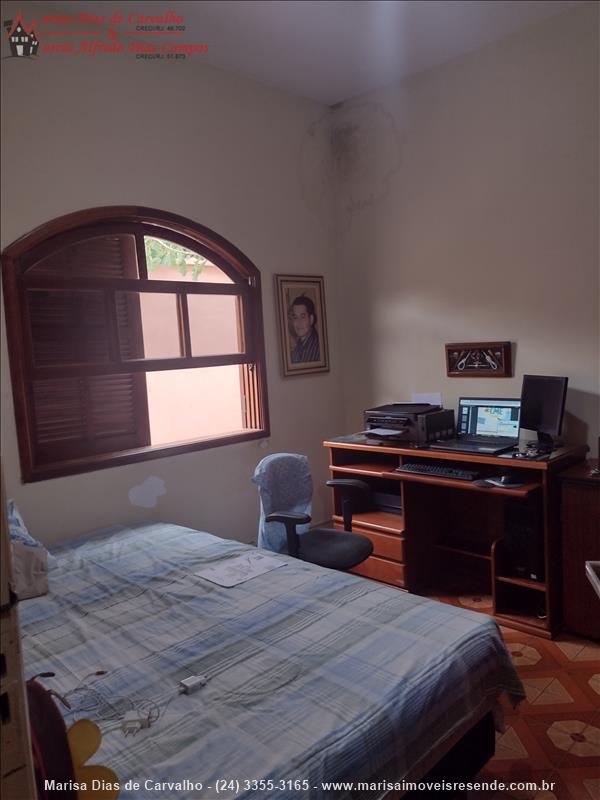 Casa a Venda no Vila Julieta em Resende