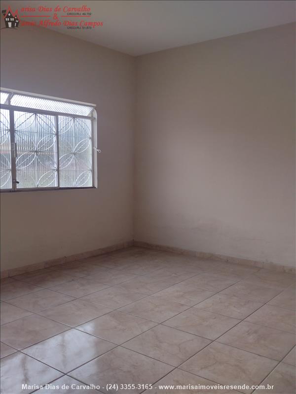 Casa para Venda ou Alugar no Outros em Itatiaia